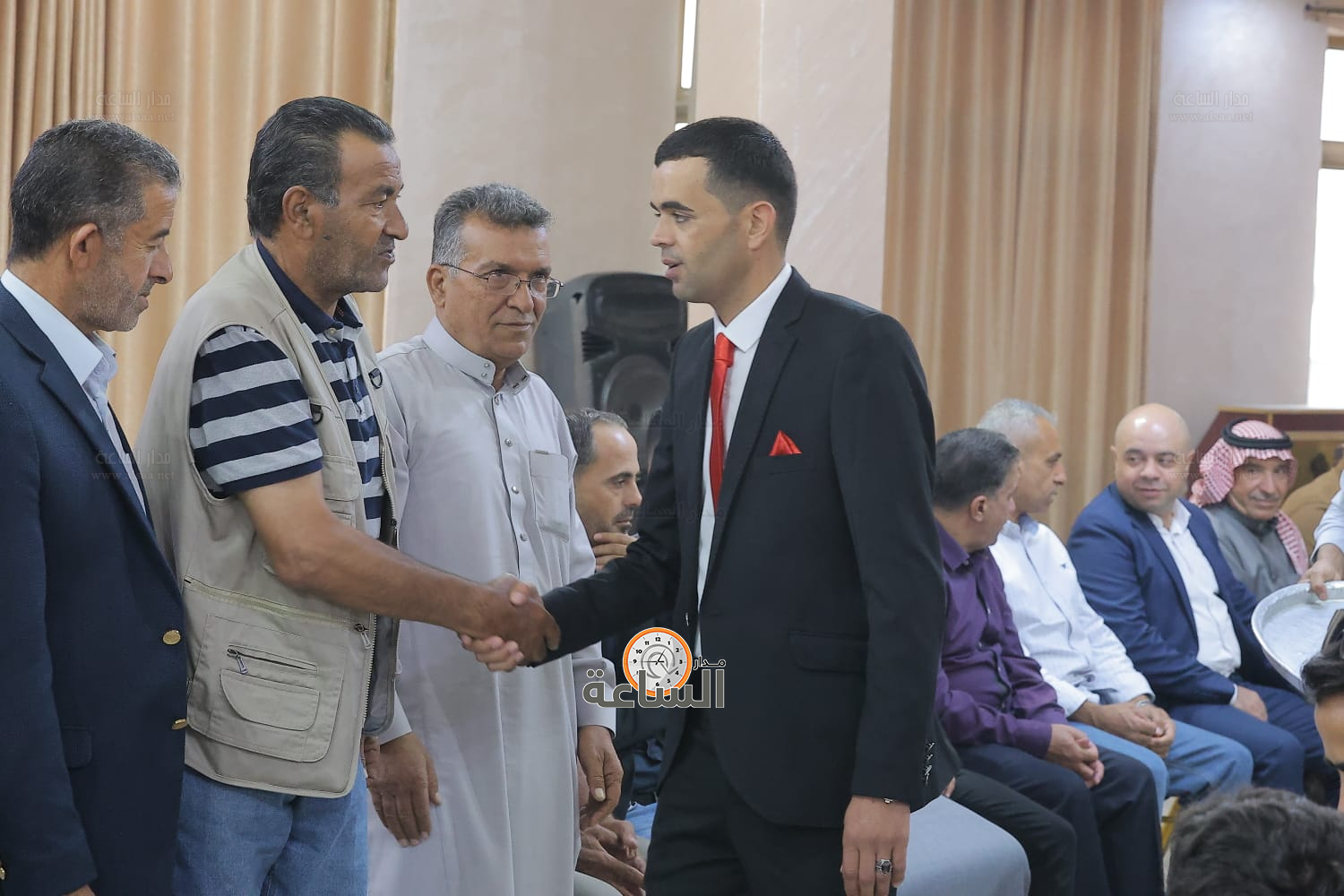 Madar Al-Saa Images 0.057449784055008335