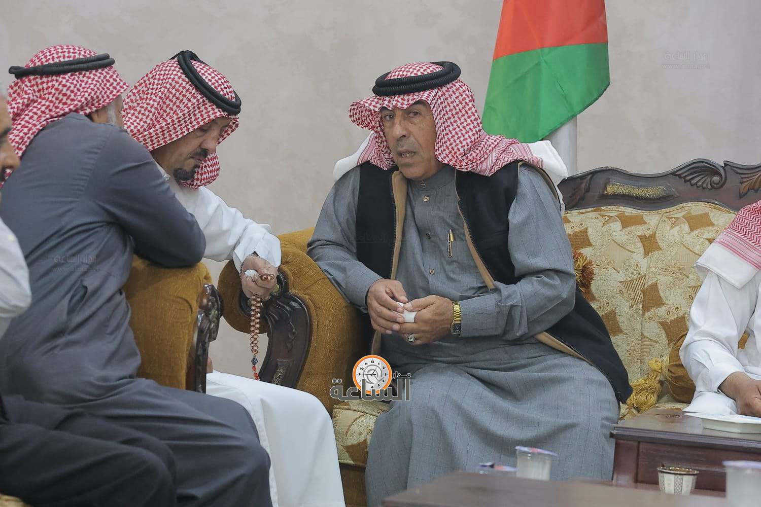 Madar Al-Saa Images 0.7066751281357256