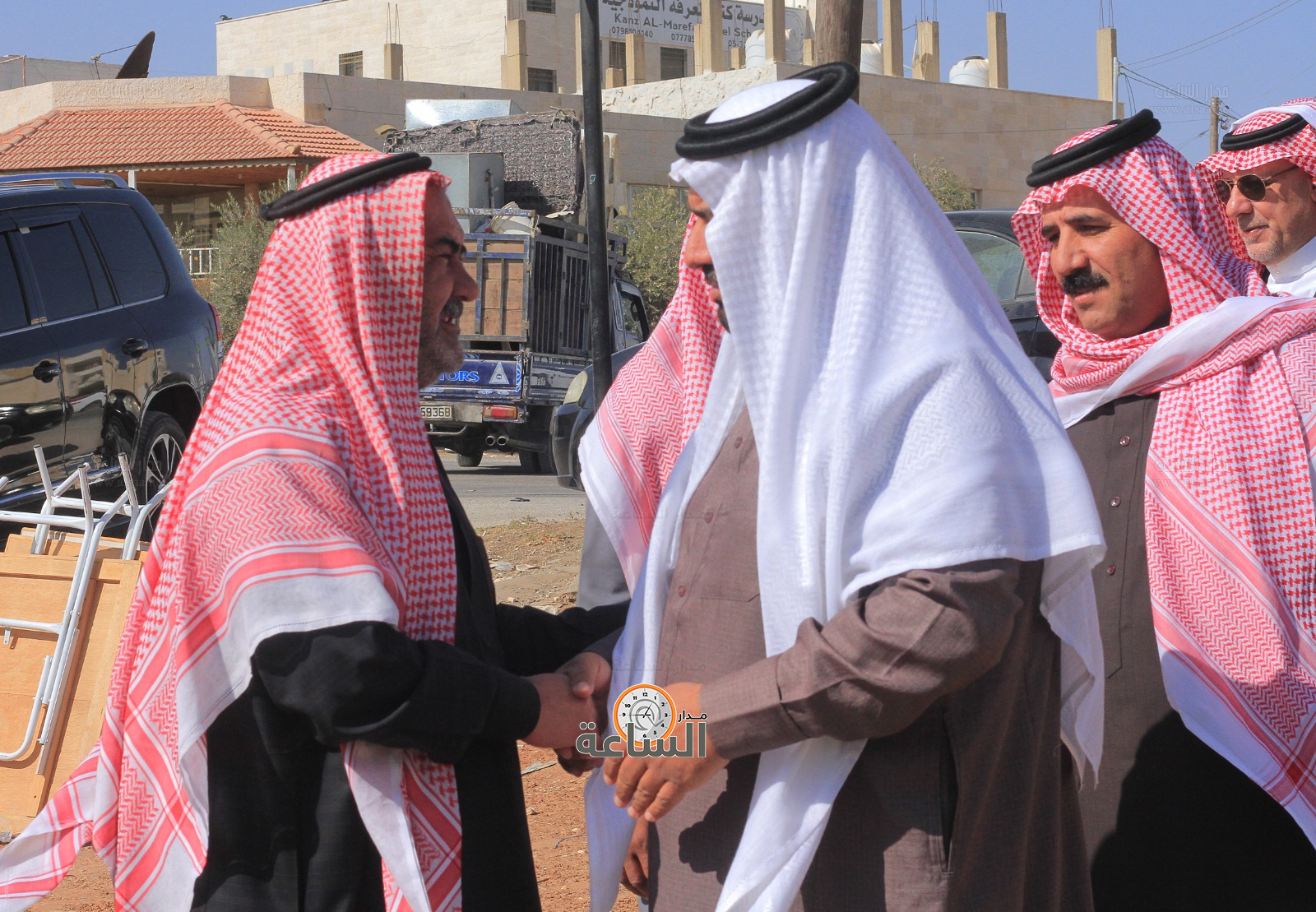 Madar Al-Saa Images 0.9699418183355512