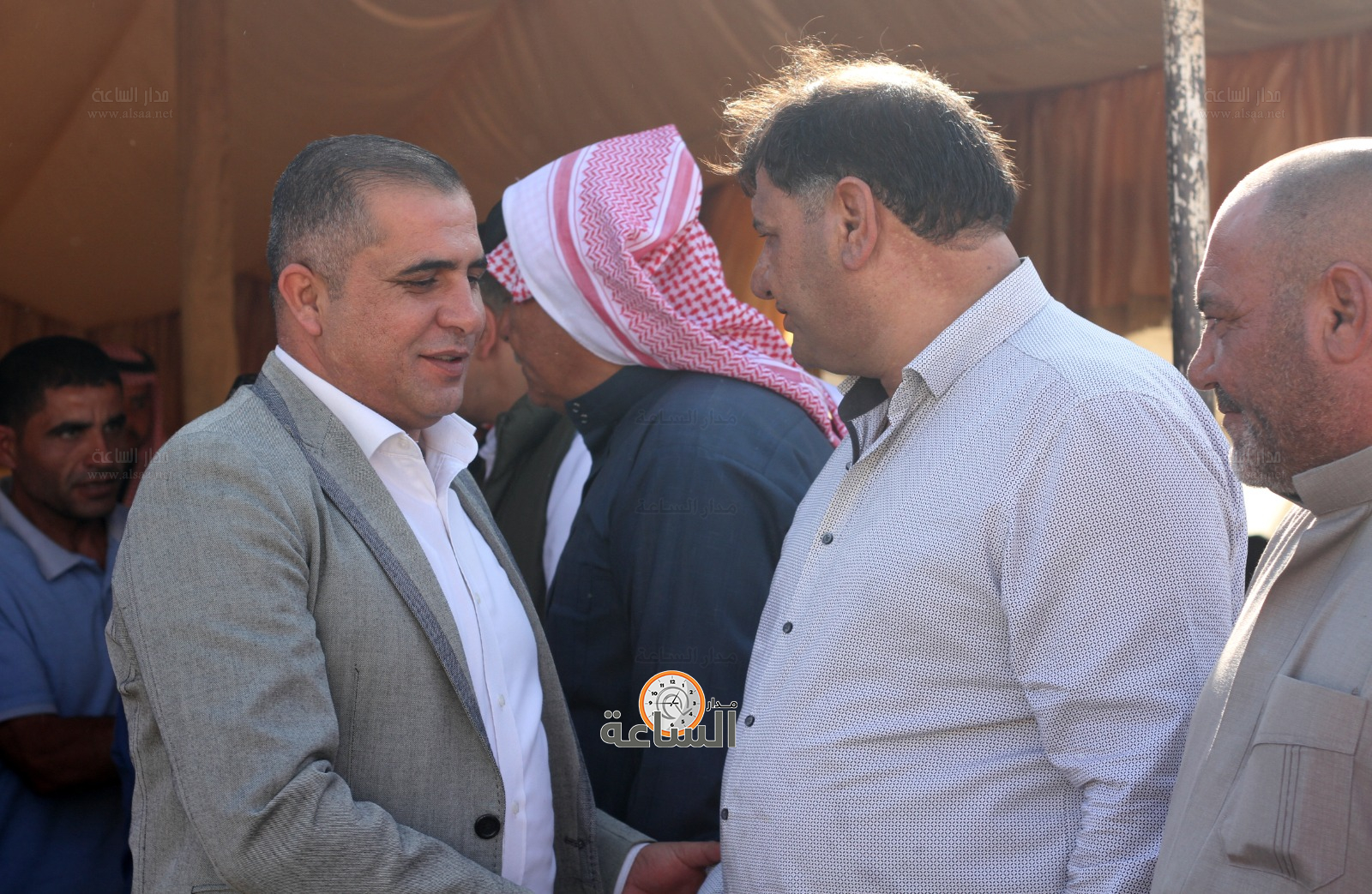 Madar Al-Saa Images 0.5804071305744883