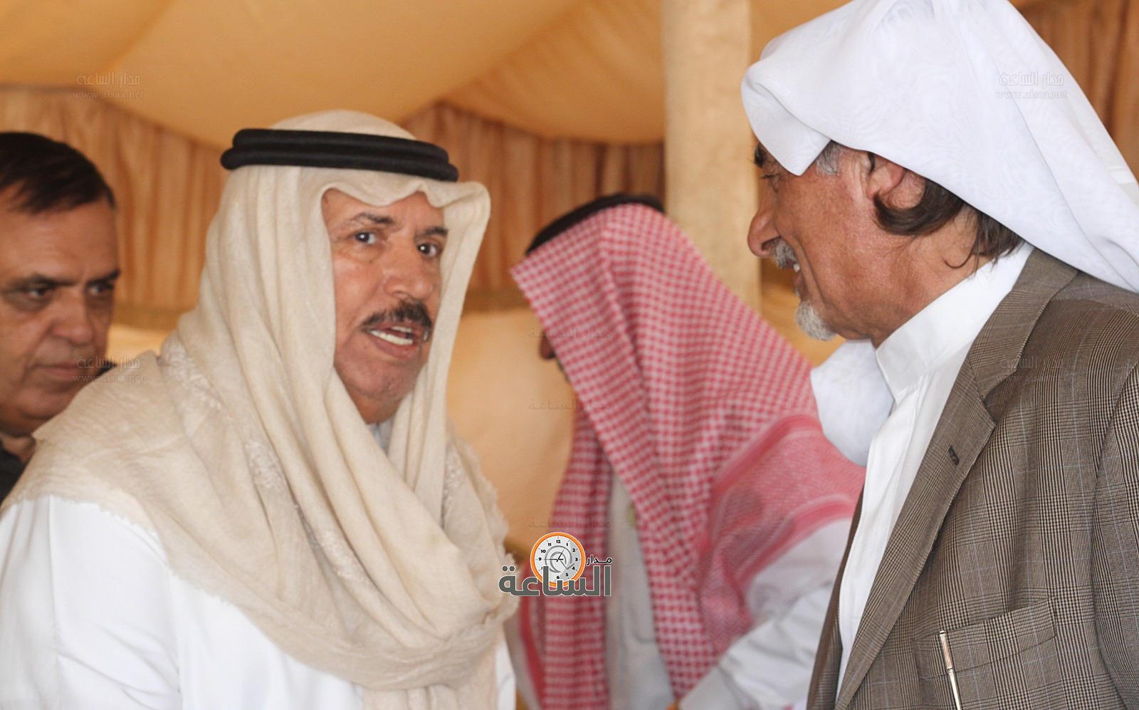 Madar Al-Saa Images 0.22962845284455669