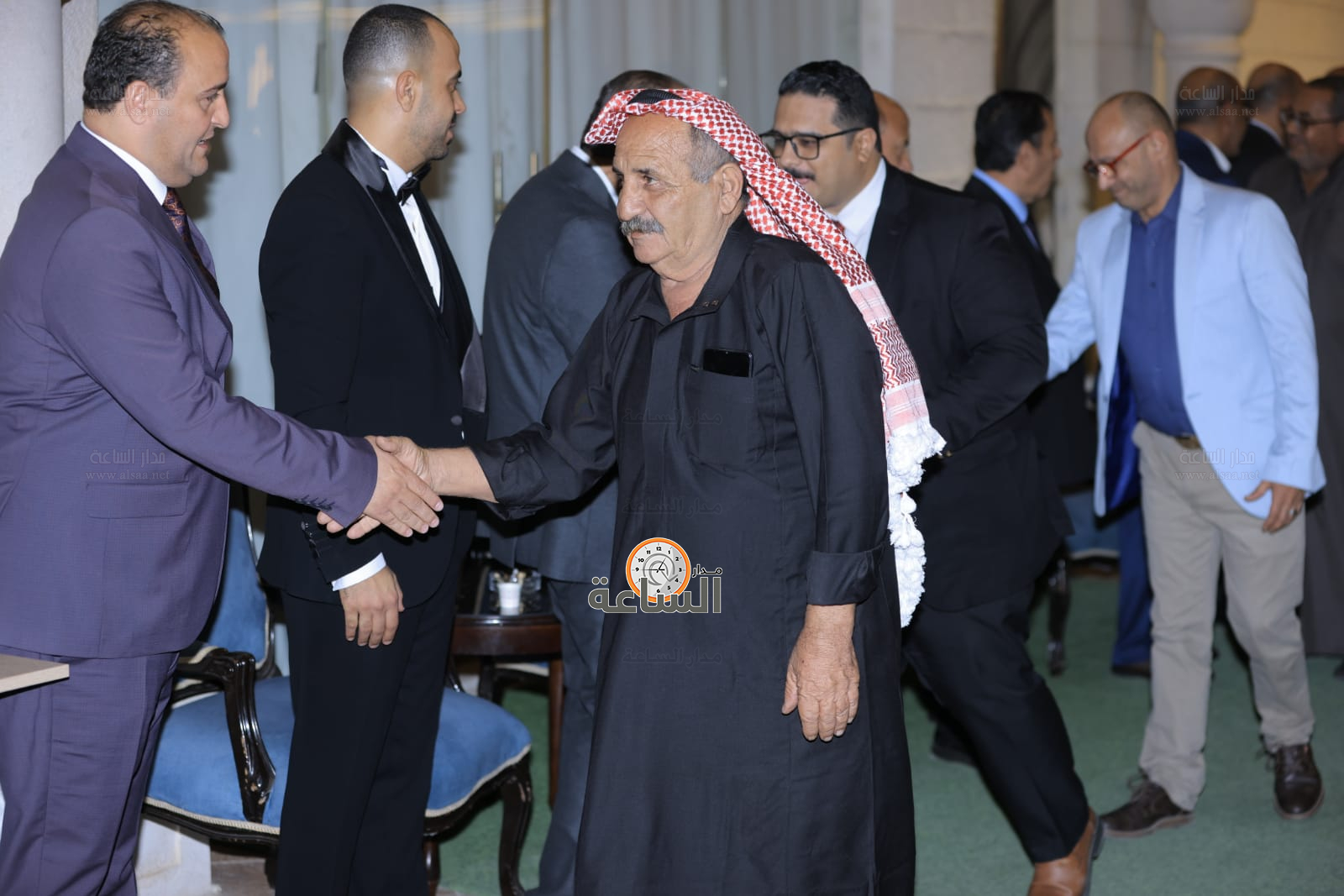 Madar Al-Saa Images 0.8016116424221107