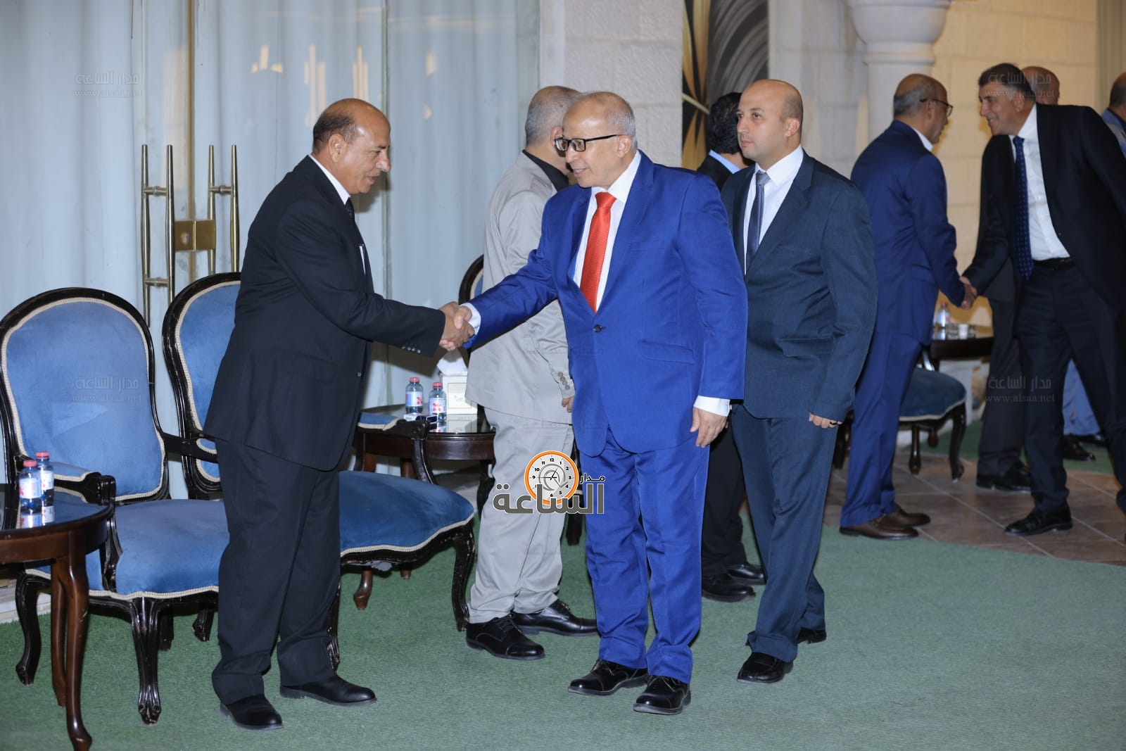 Madar Al-Saa Images 0.8783517444521242