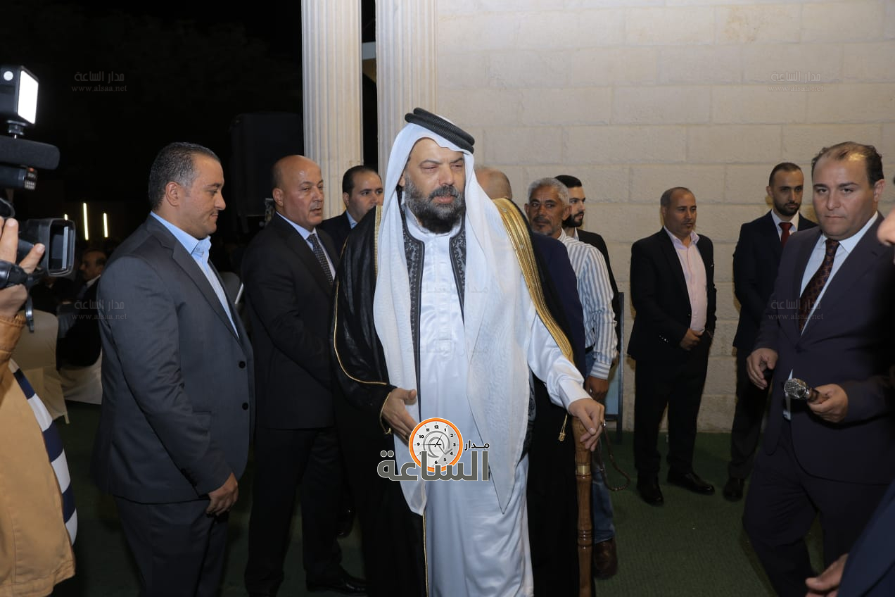 Madar Al-Saa Images 0.3366204529900151