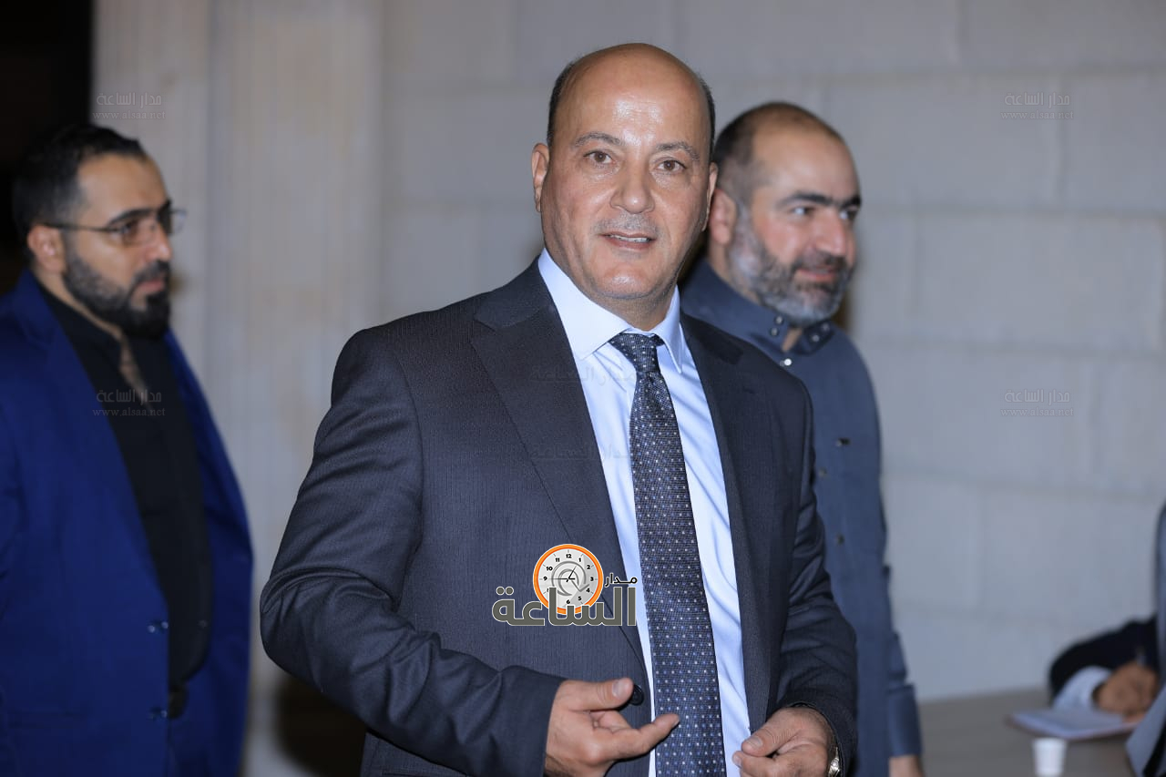 Madar Al-Saa Images 0.44418403487472047