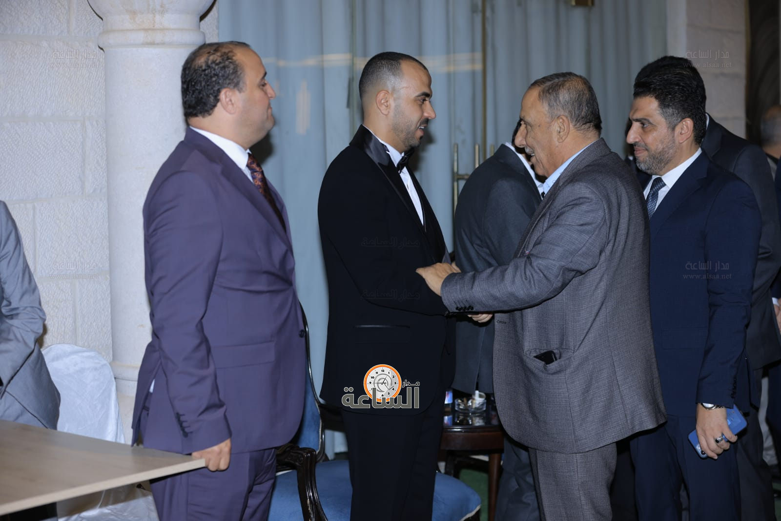 Madar Al-Saa Images 0.7374448909370621