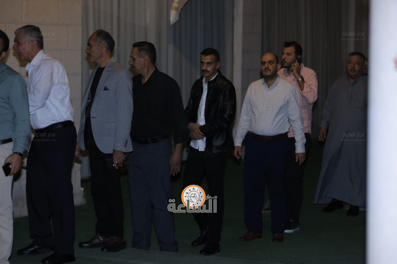 Madar Al-Saa Images 0.04100314068491684