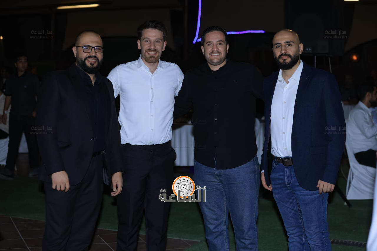 Madar Al-Saa Images 0.9618219784304575