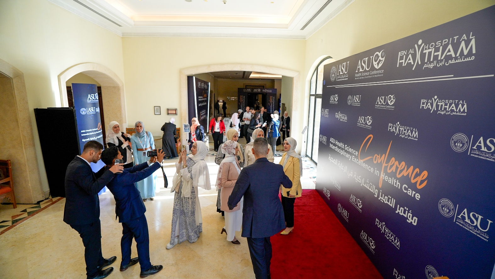 Madar Al-Saa Images 0.7831286788007764