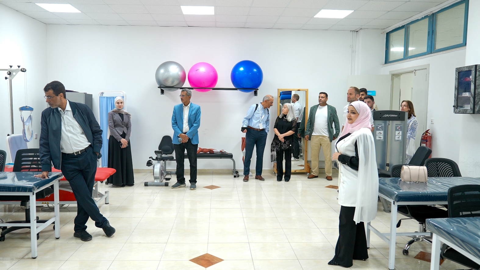 Madar Al-Saa Images 0.5199745552146273