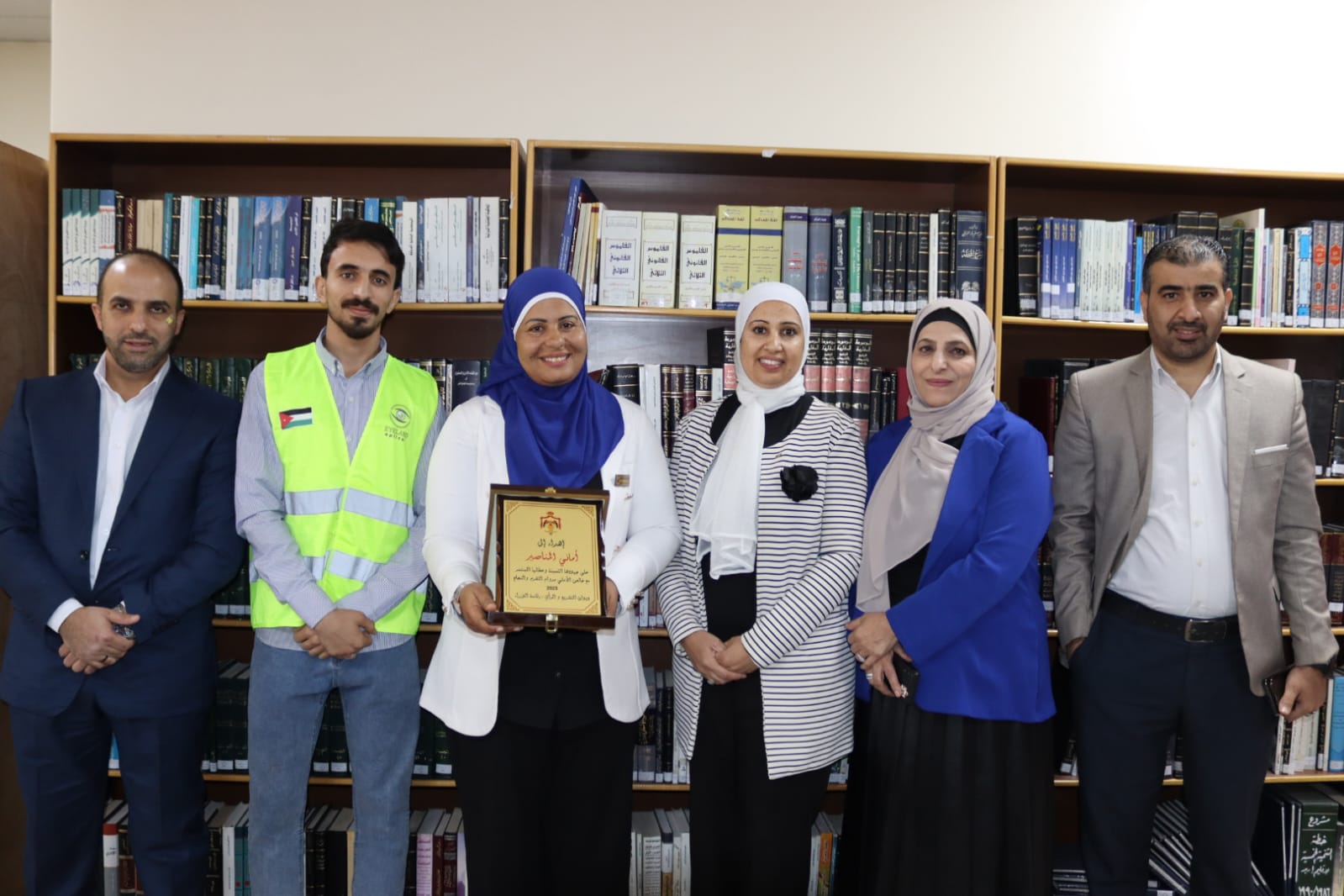 Madar Al-Saa Images 0.5932940550950518