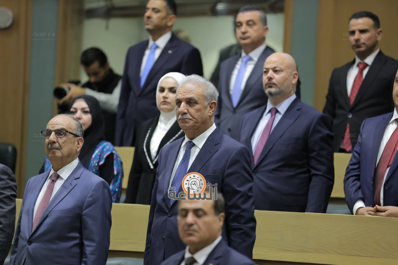 Madar Al-Saa Images 0.22411761443996003