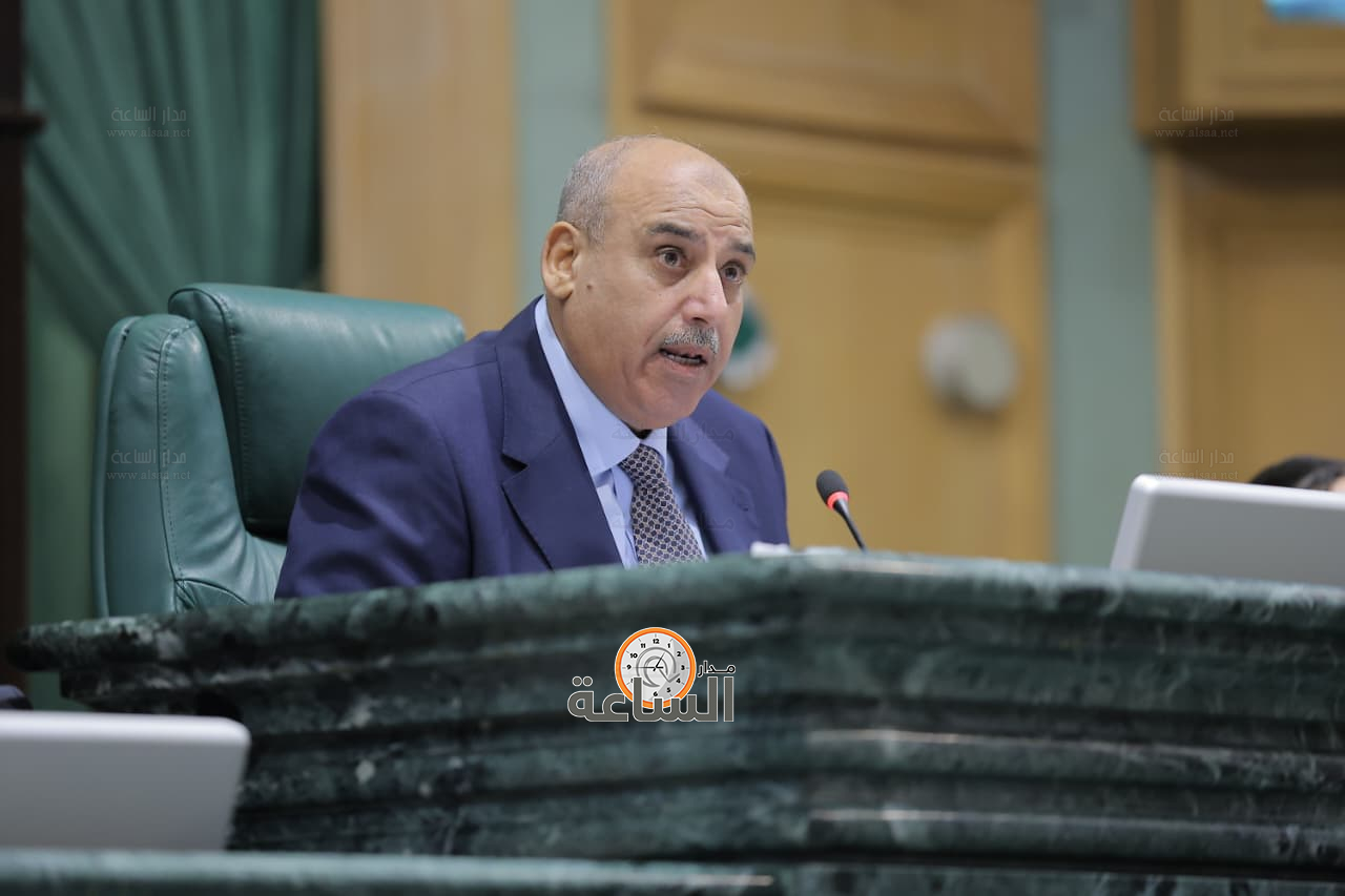 Madar Al-Saa Images 0.7973964591884676