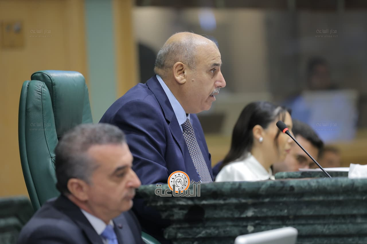 Madar Al-Saa Images 0.3409313521744365