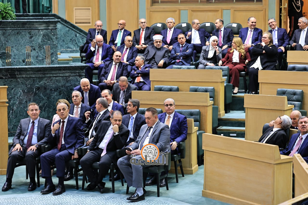 Madar Al-Saa Images 0.3296062576253751