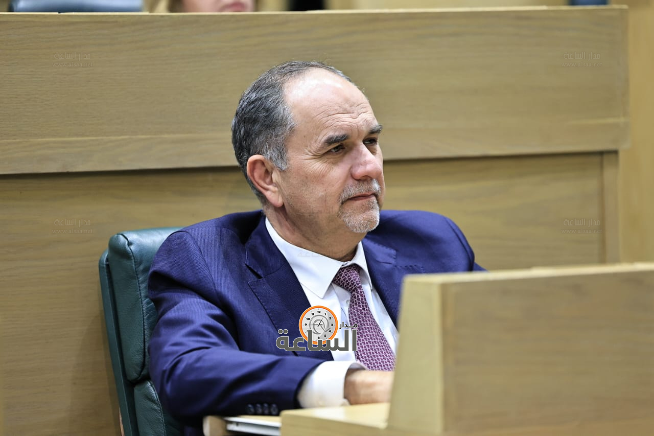 Madar Al-Saa Images 0.17237300112270793