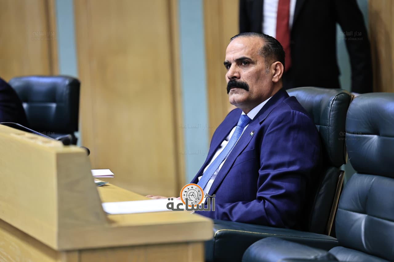 Madar Al-Saa Images 0.5471871303344142