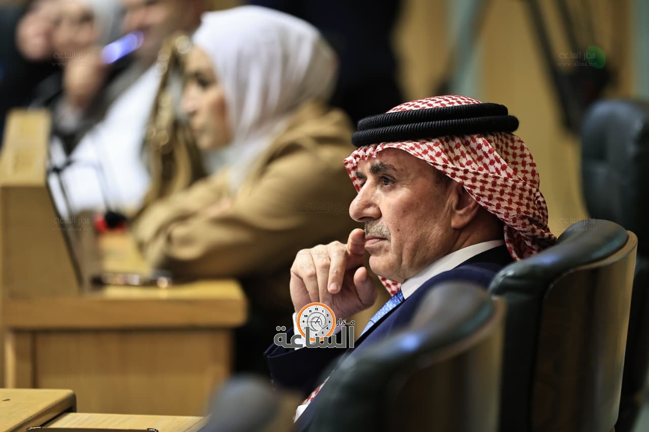 Madar Al-Saa Images 0.6166438617912539