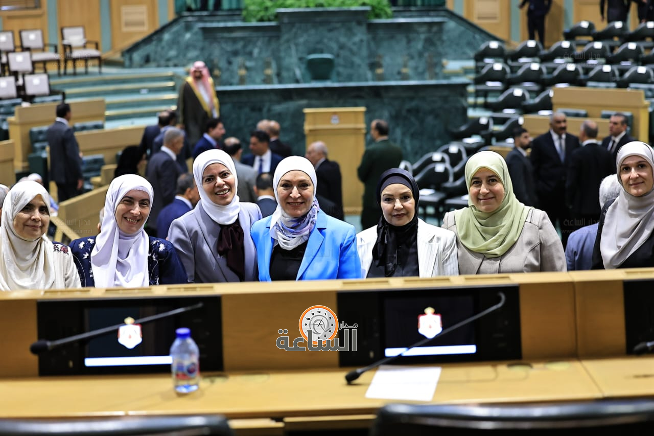 Madar Al-Saa Images 0.3256340505355275