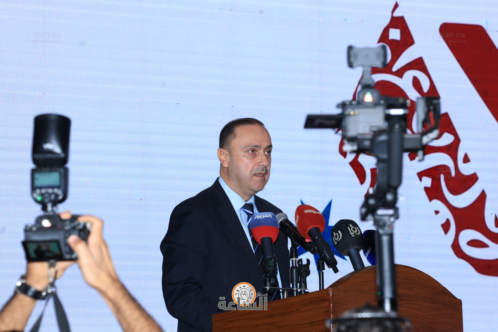 Madar Al-Saa Images 0.10406242061825732