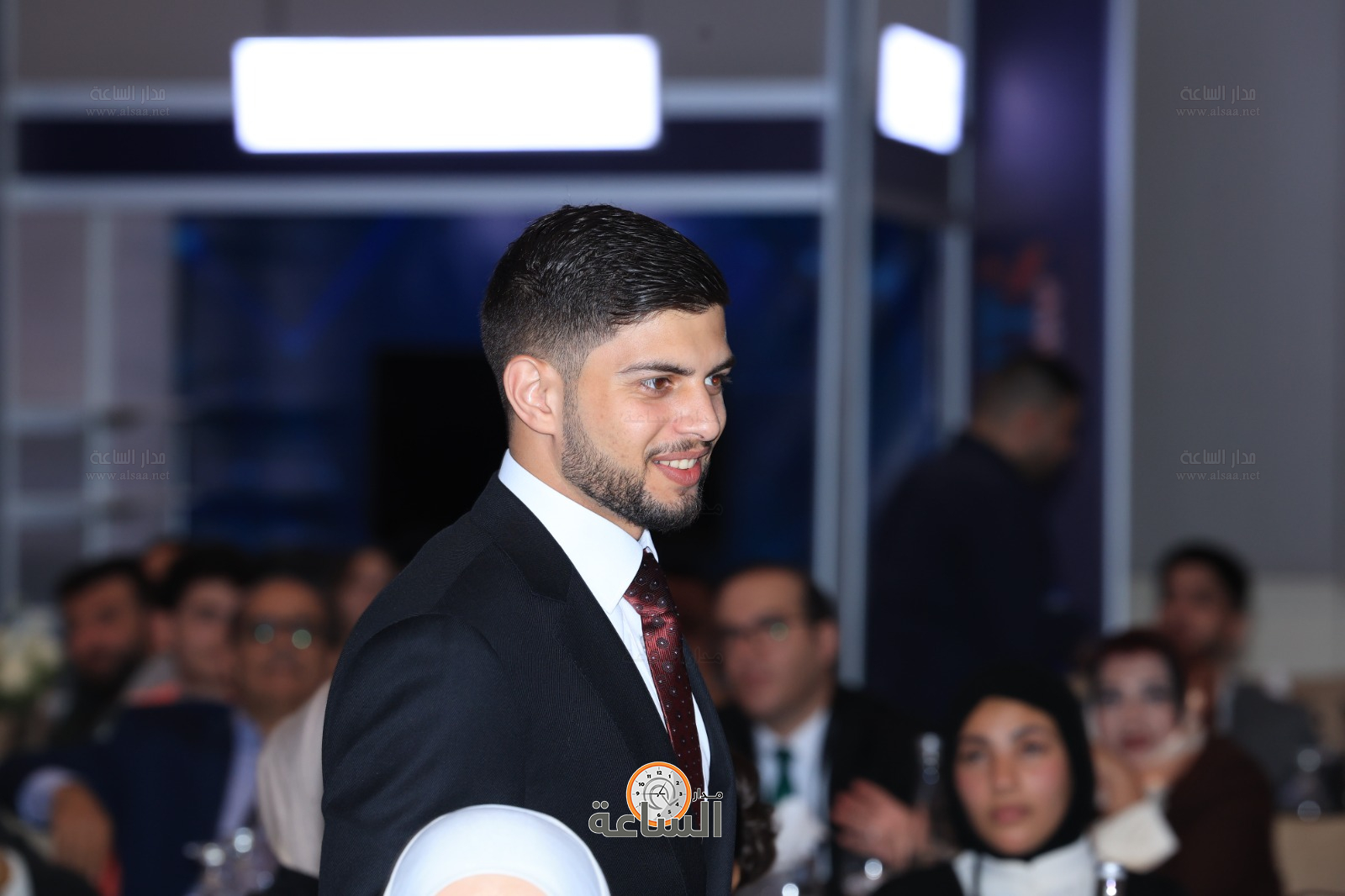 Madar Al-Saa Images 0.4814046715144573