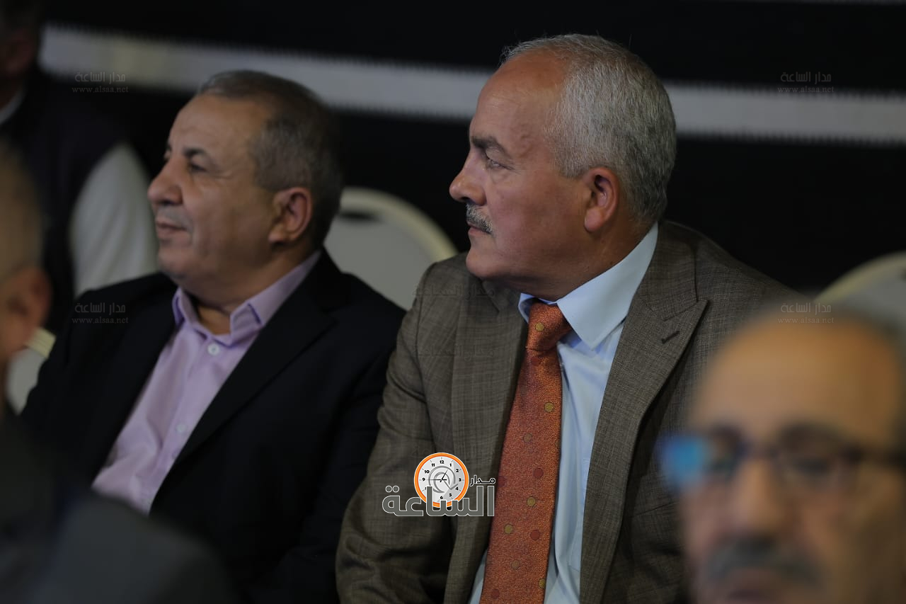 Madar Al-Saa Images 0.8591216576561876