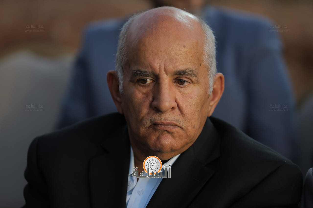 Madar Al-Saa Images 0.345394379619935