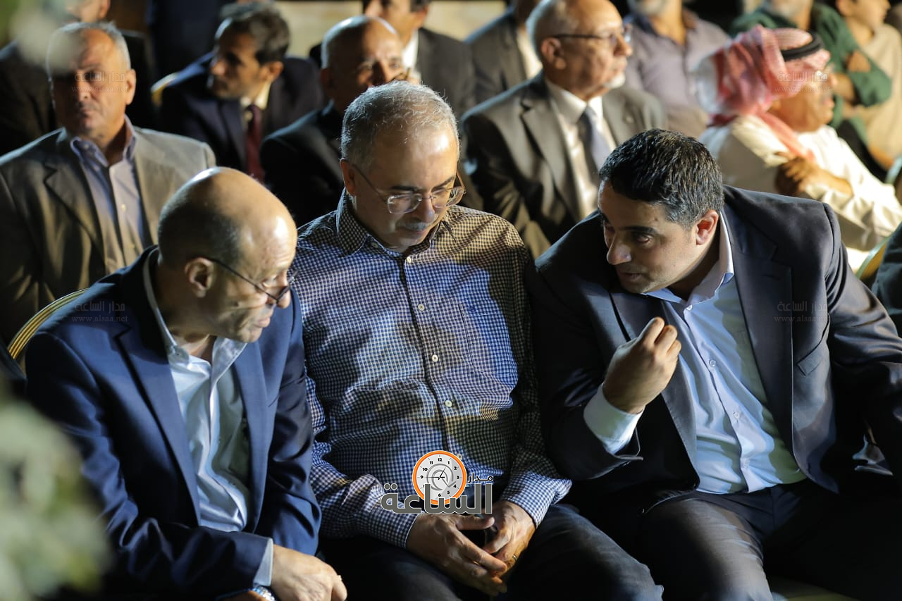 Madar Al-Saa Images 0.755580171365523