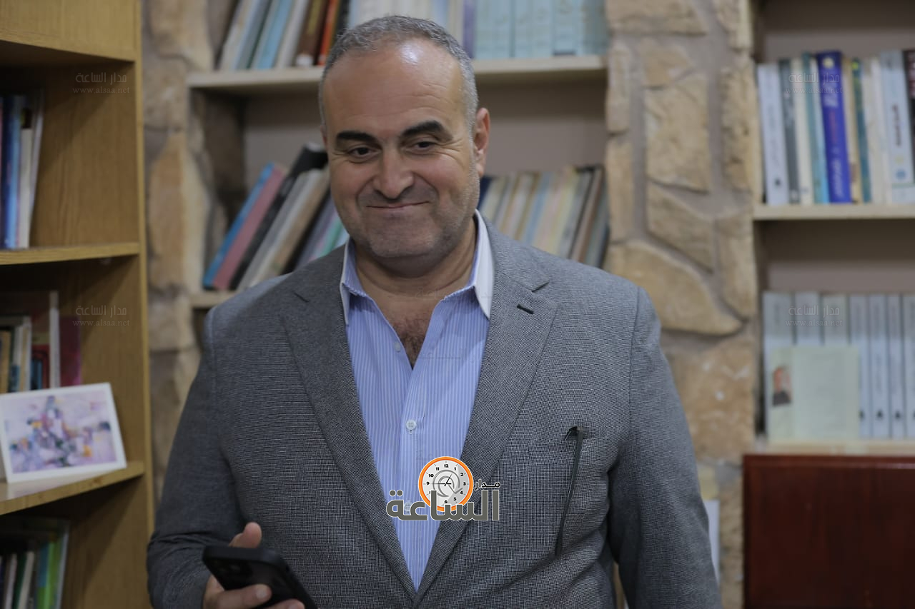 Madar Al-Saa Images 0.2594622445514464