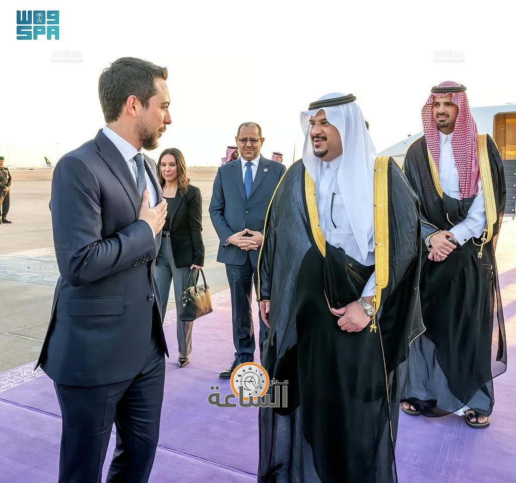 Madar Al-Saa Images 0.0346387415381868