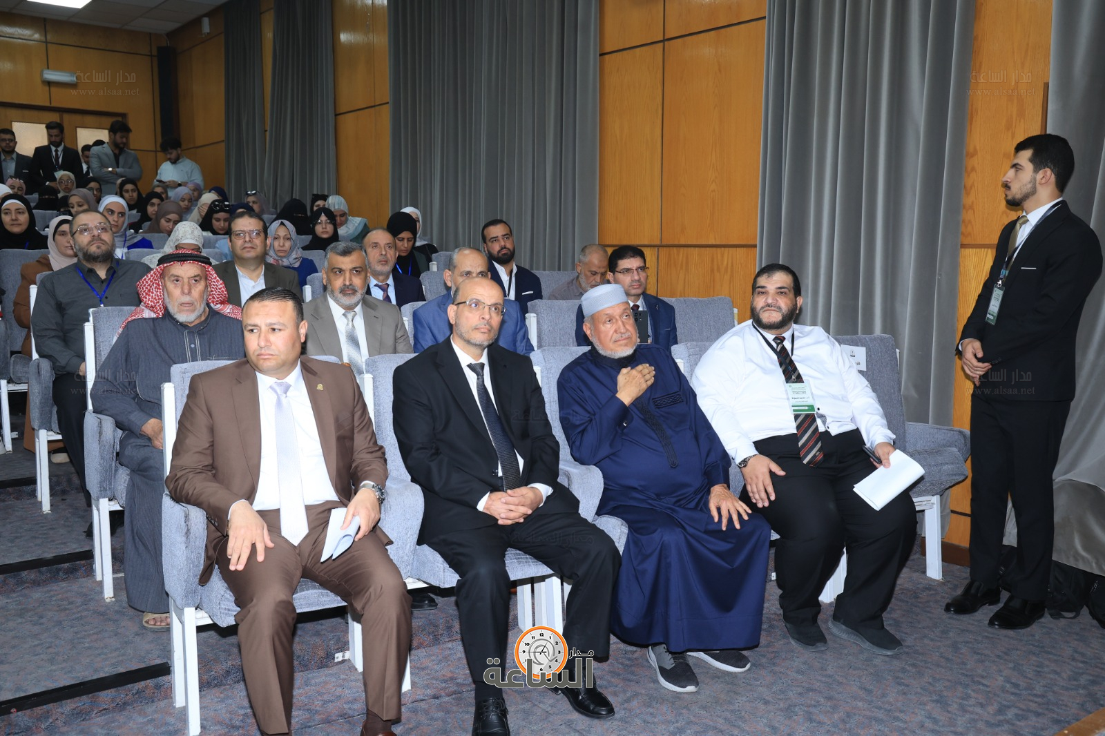 Madar Al-Saa Images 0.39166533602294795