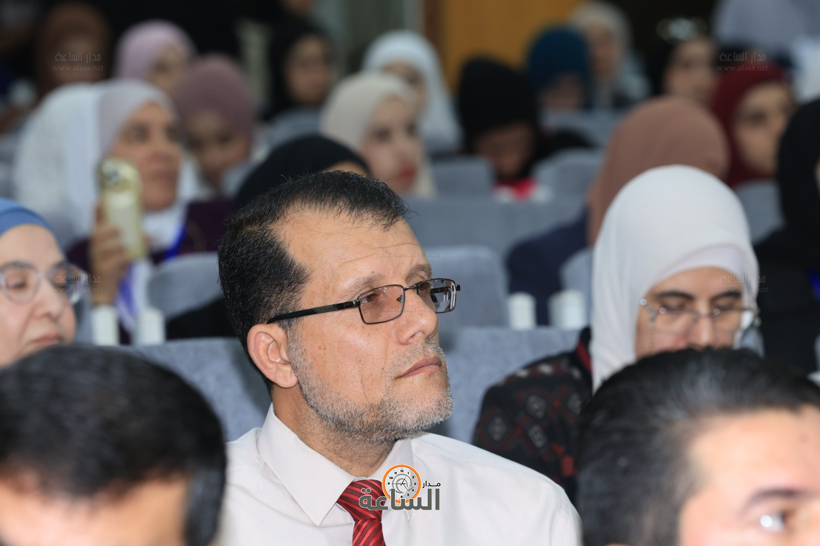 Madar Al-Saa Images 0.5392978676896163