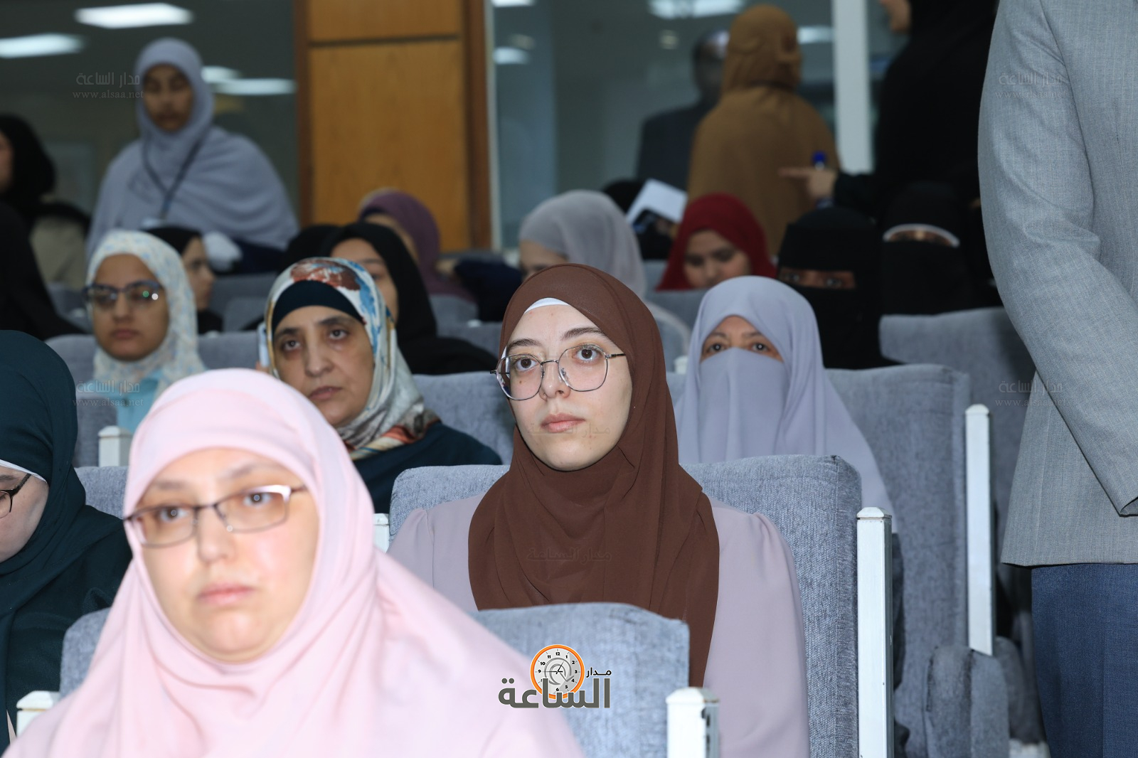 Madar Al-Saa Images 0.9399274019316167