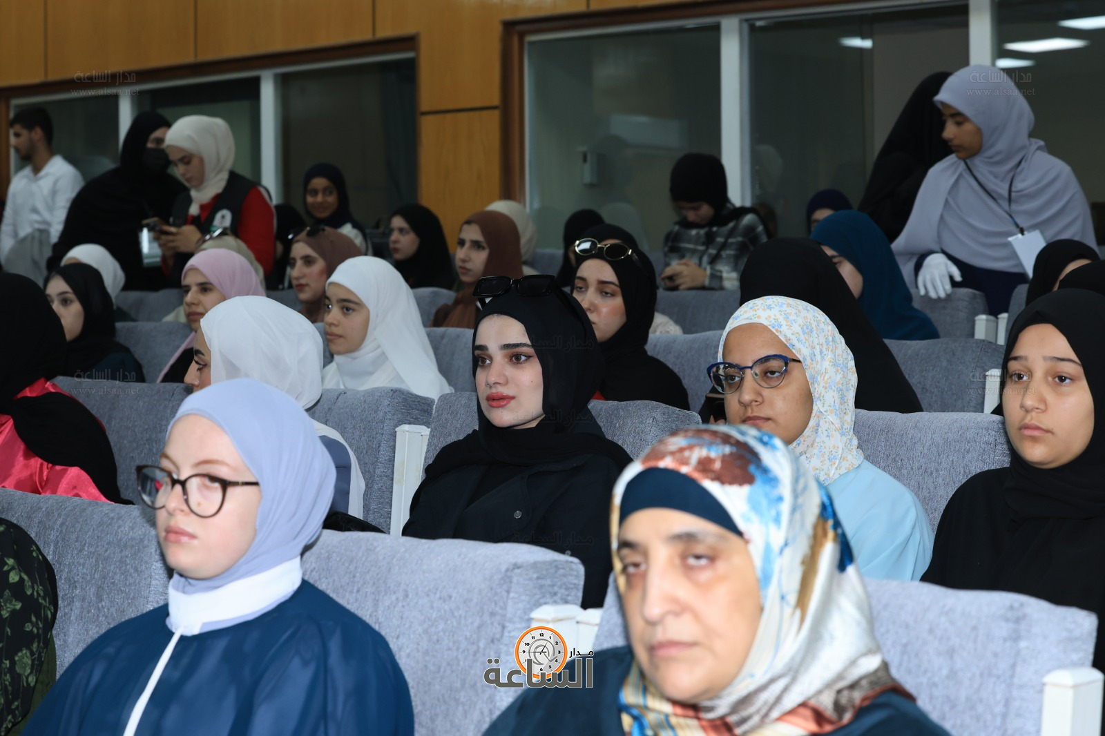 Madar Al-Saa Images 0.6356745231472654