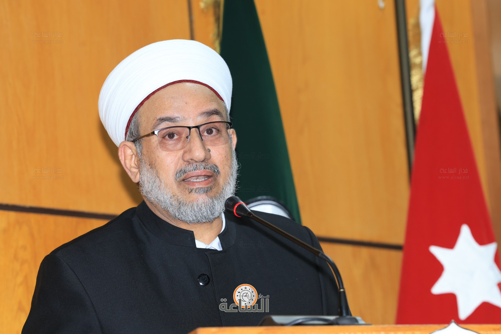 Madar Al-Saa Images 0.4757355510277561