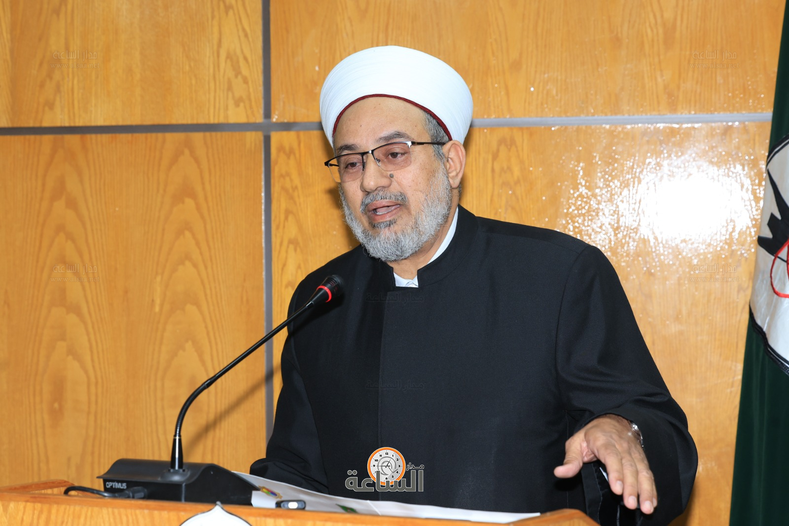 Madar Al-Saa Images 0.5277052523051122