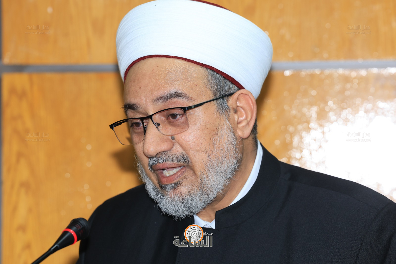 Madar Al-Saa Images 0.36575612115179157