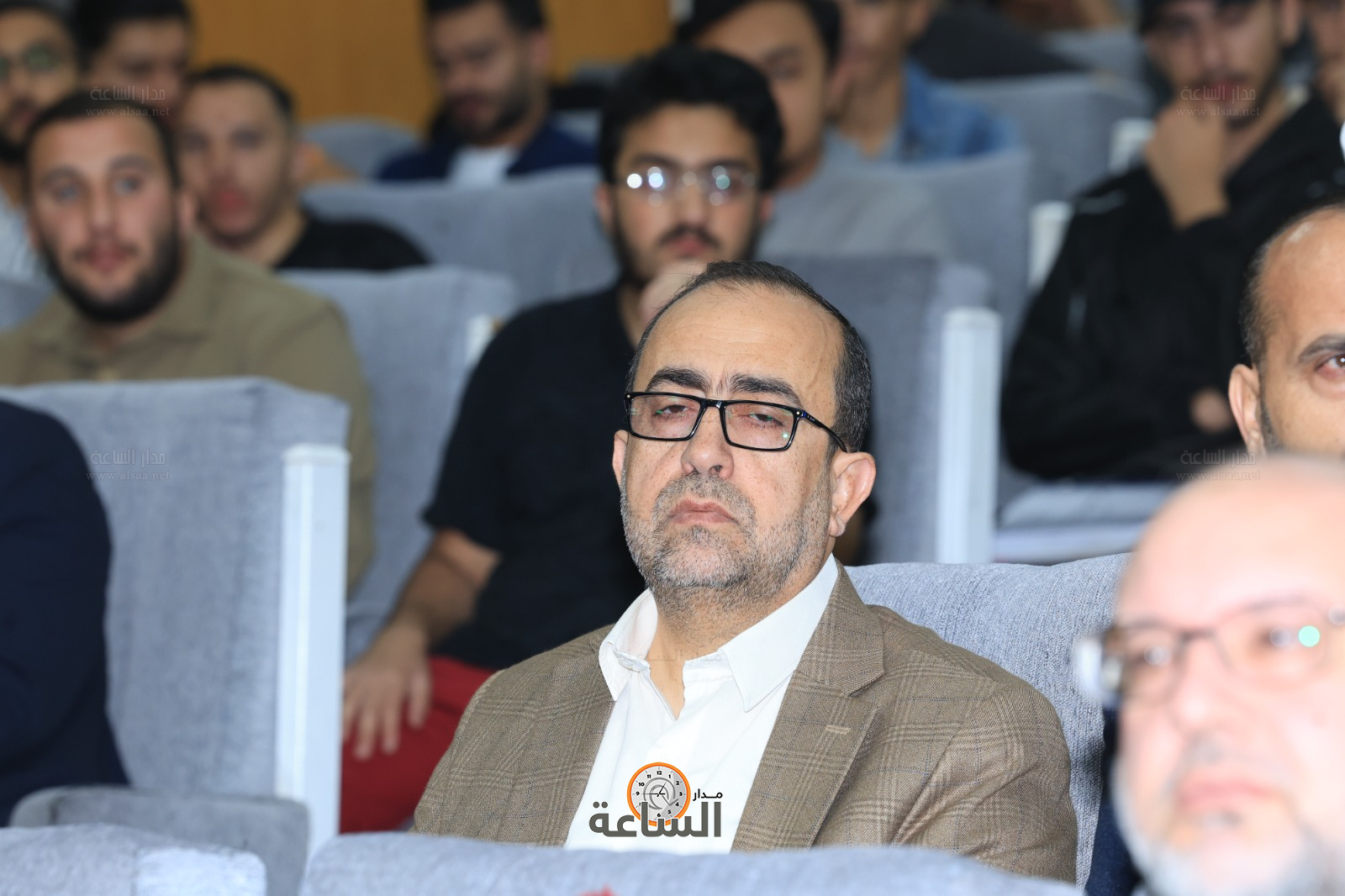 Madar Al-Saa Images 0.6495363125746777