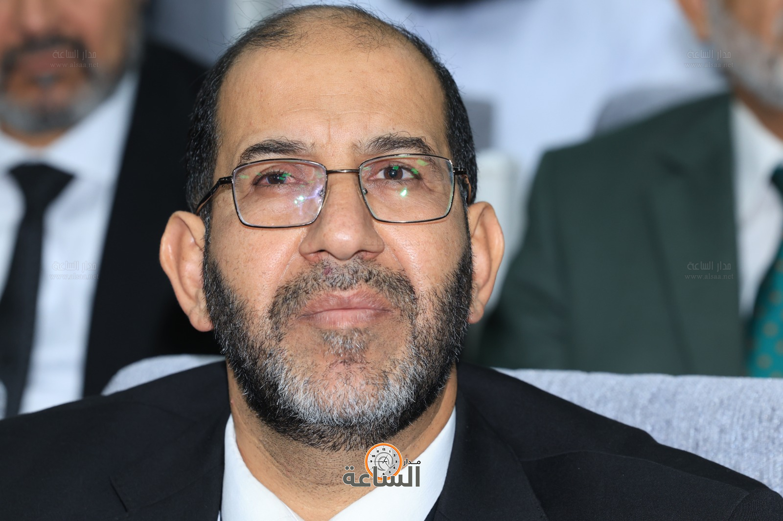 Madar Al-Saa Images 0.4312848314358486