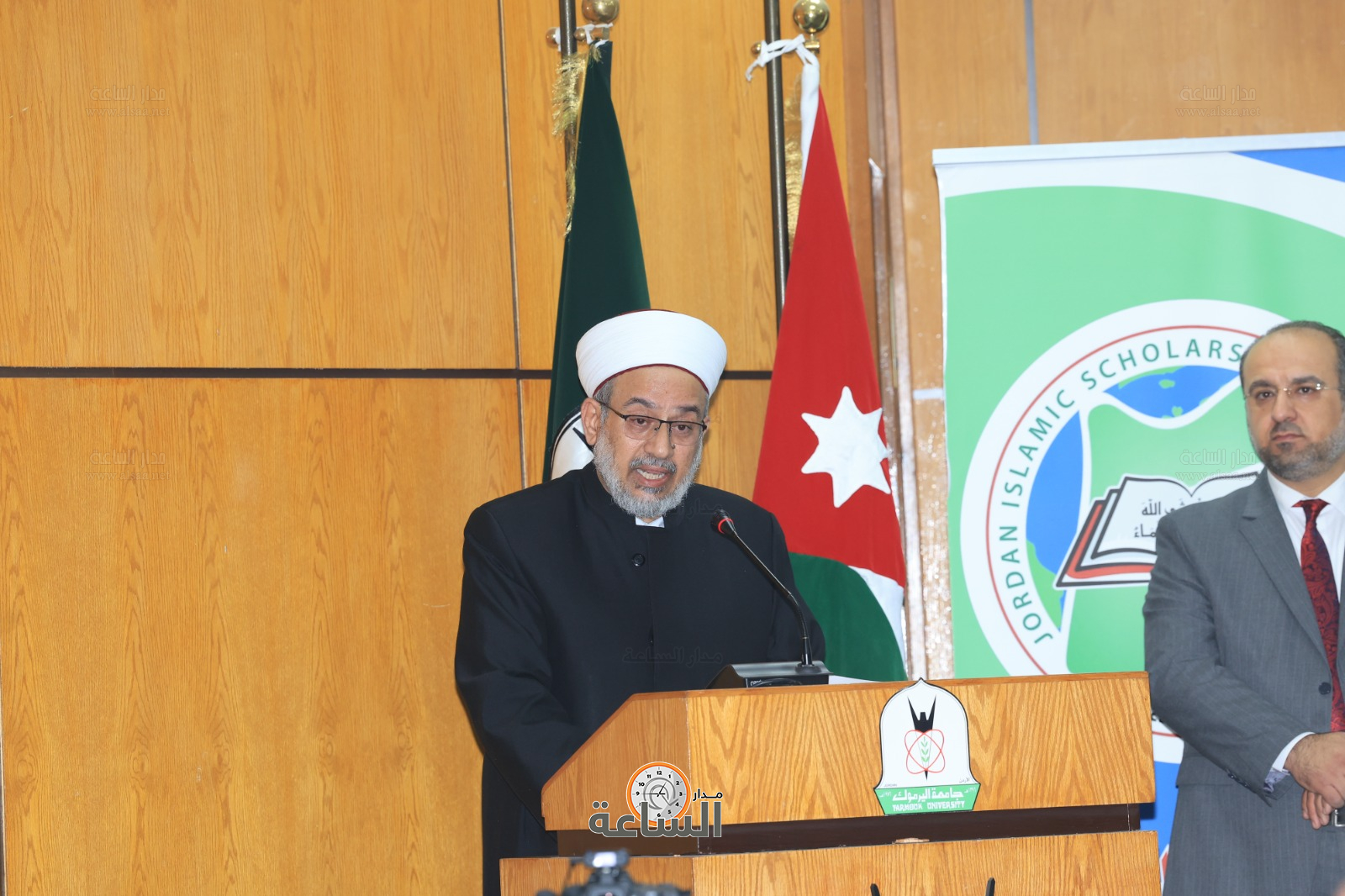 Madar Al-Saa Images 0.01791008262685323