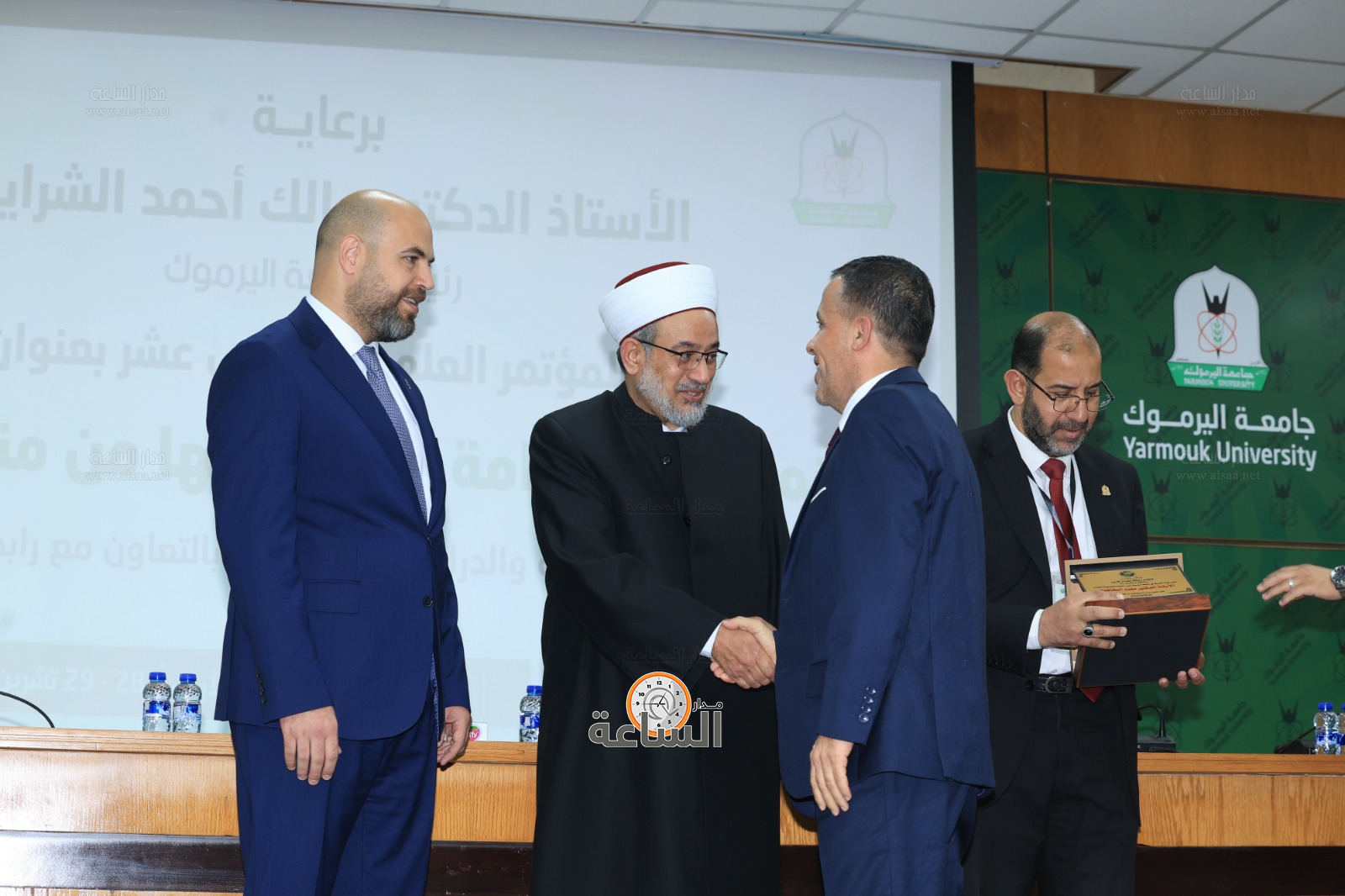 Madar Al-Saa Images 0.41830745153865356