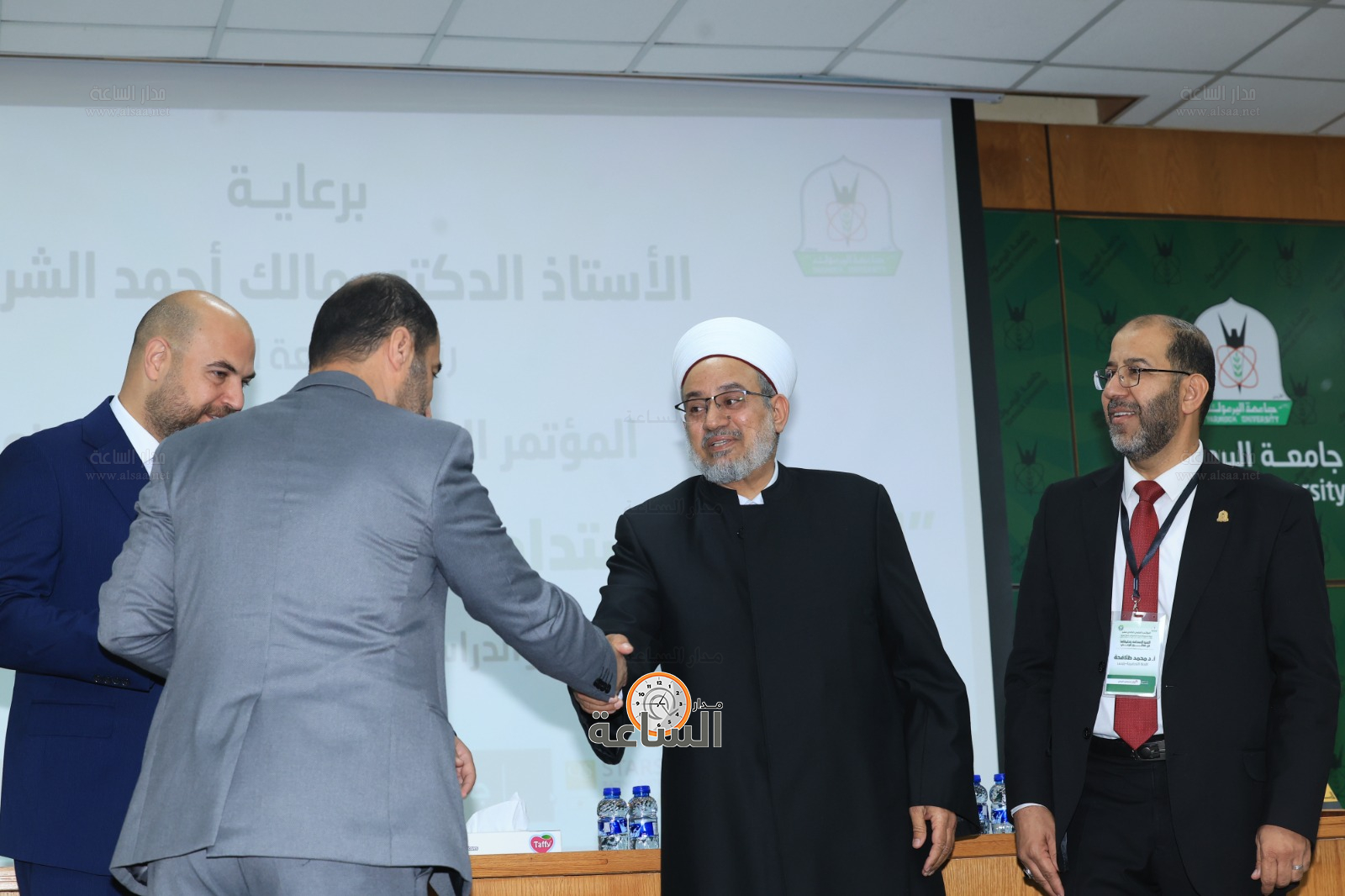 Madar Al-Saa Images 0.7680264938227459