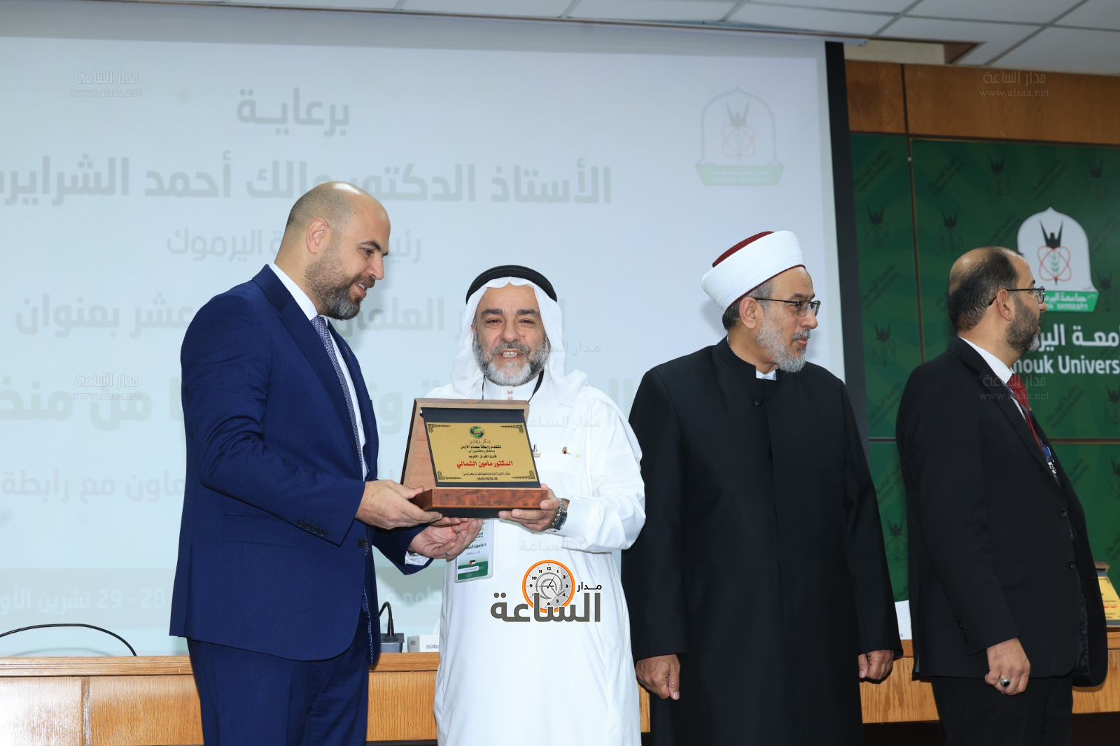 Madar Al-Saa Images 0.048701691041728945