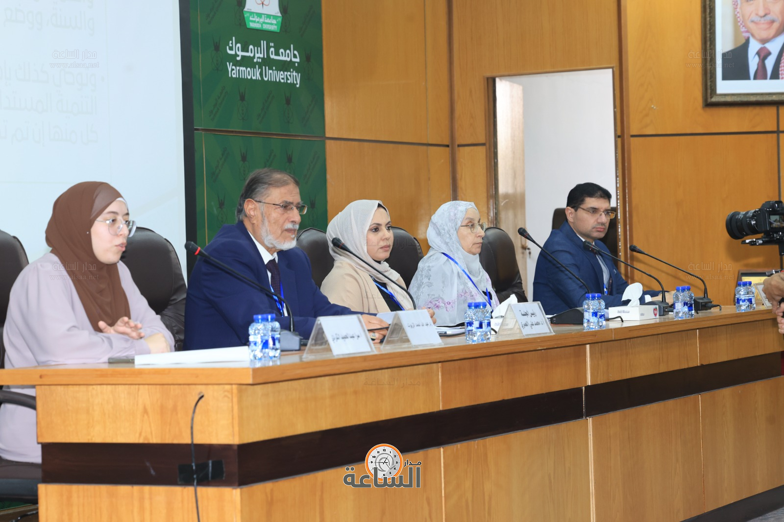 Madar Al-Saa Images 0.5081024407349192