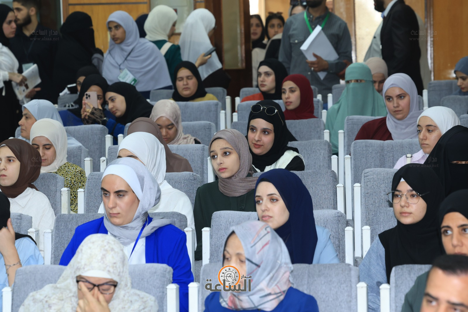 Madar Al-Saa Images 0.5839963508664312