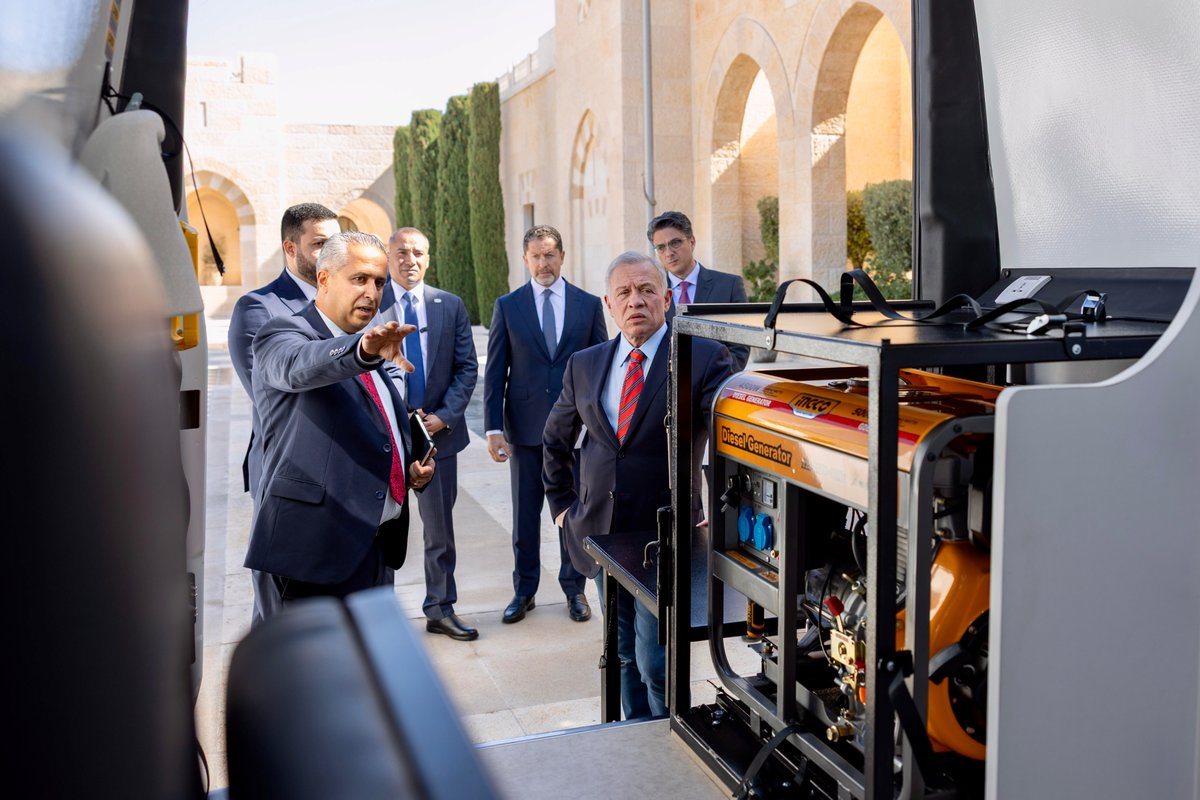 Madar Al-Saa Images 0.8232212749015044