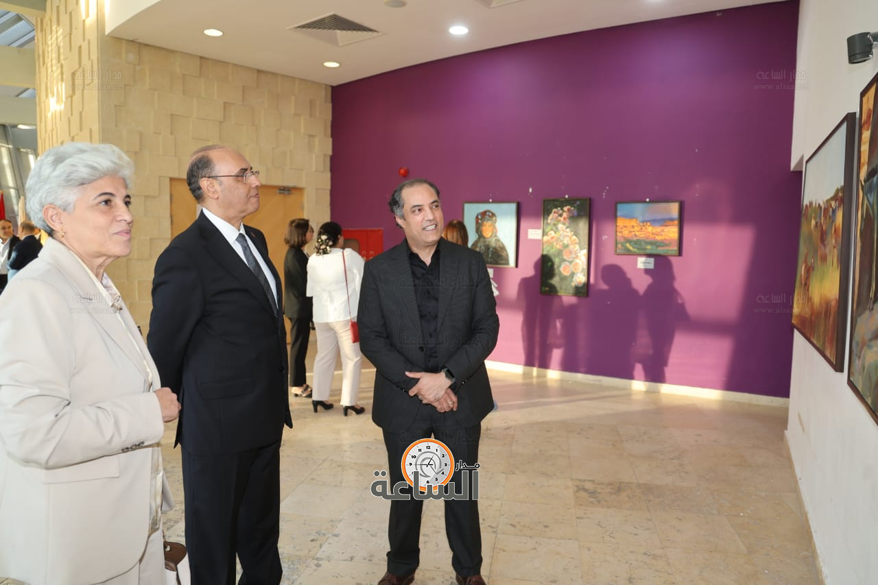 Madar Al-Saa Images 0.006238375092298076