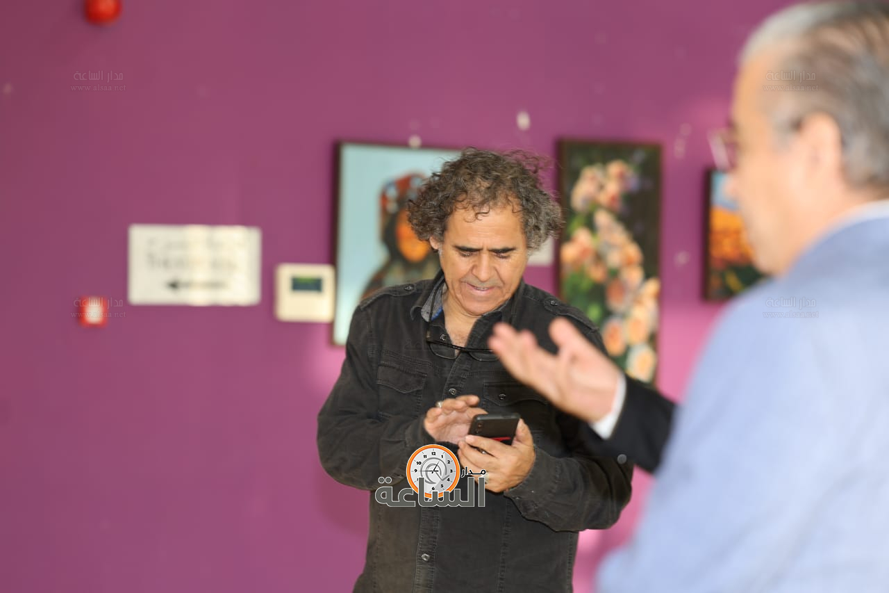 Madar Al-Saa Images 0.3561839635627375