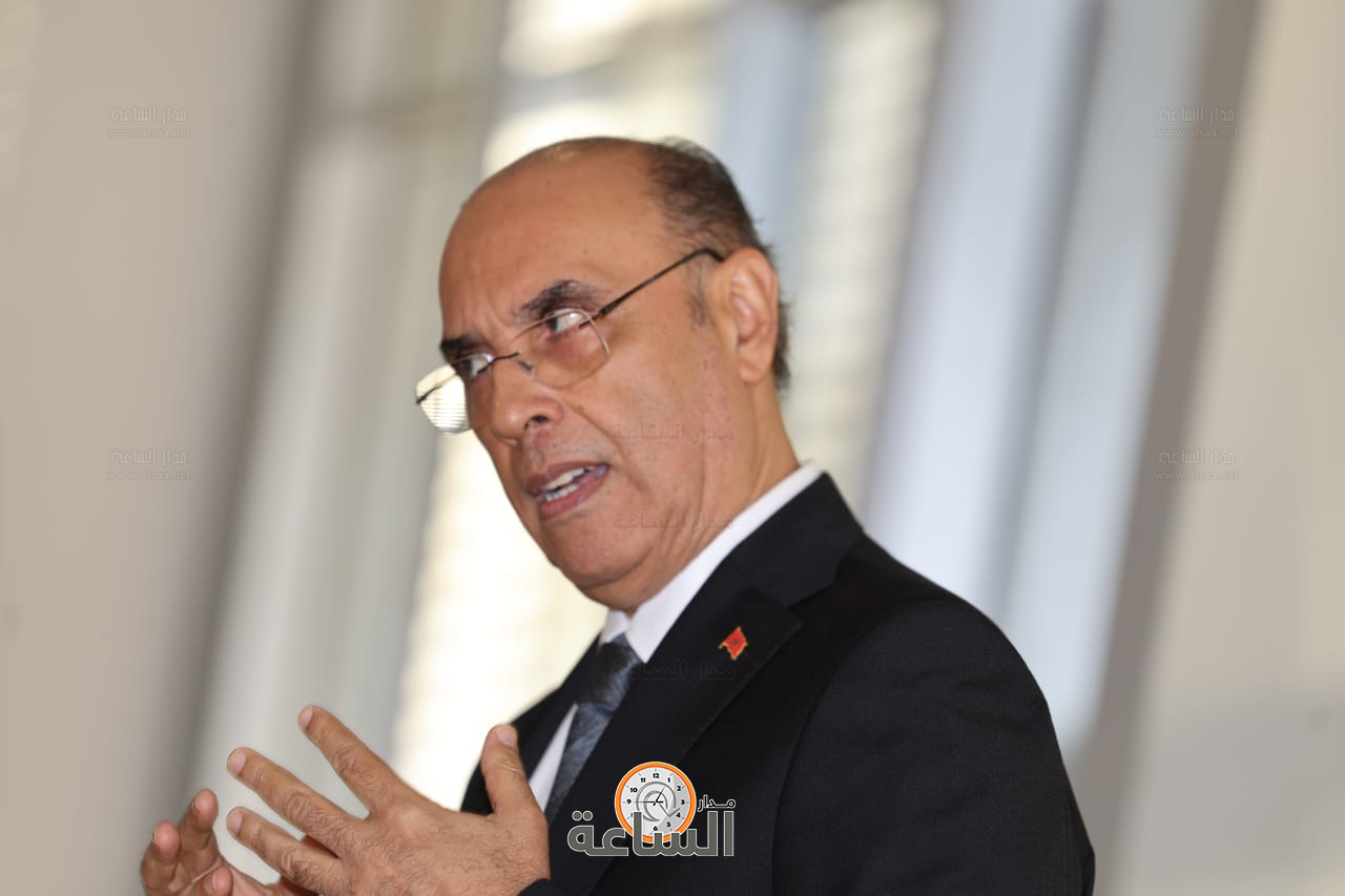 Madar Al-Saa Images 0.11388424784135376