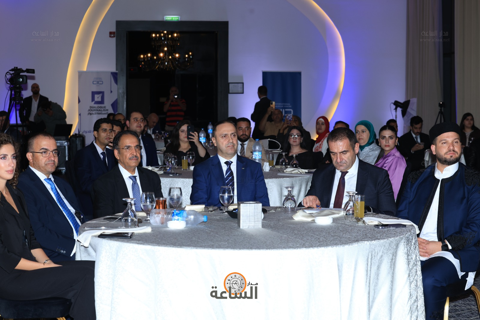 Madar Al-Saa Images 0.6834415834933288